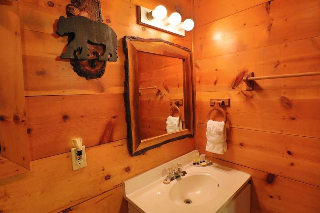 Alpine Mountain Sweetheart Cabin Jacuzzi #8 Helen Eksteriør bilde